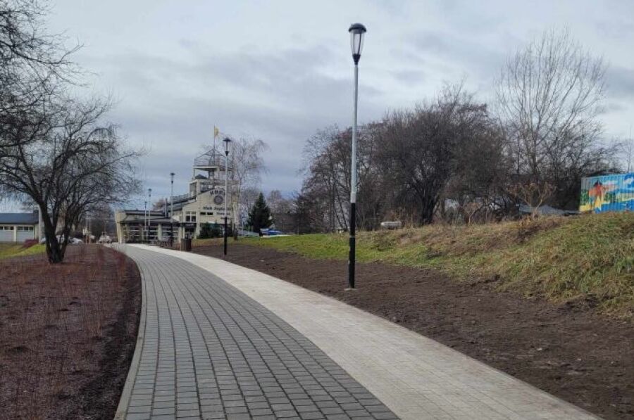 ścieżka spacerowa na Bagrach