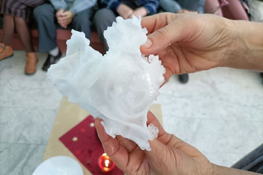 Odczytujemy wróżbę – serce z wosku