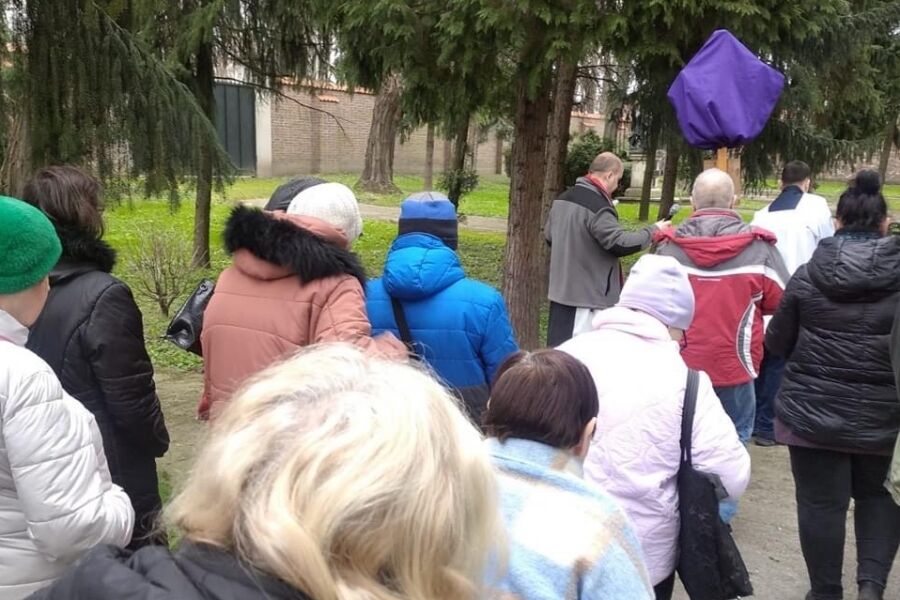 Droga Krzyżowa dla mieszkańców krakowskich Domów Pomocy Społecznej