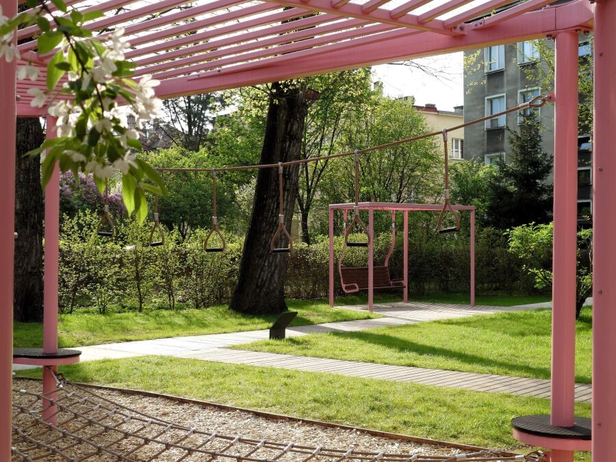 gołębi ogród krakowian wiosna 2024