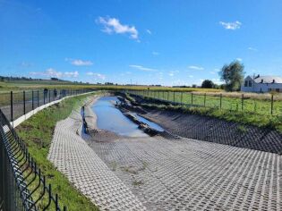 zbiornik, folwarczna, uszkodzenie. Fot. Zarząd Infrastruktury Wodnej w Krakowie