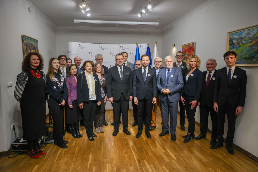 Солідарні з Україною!