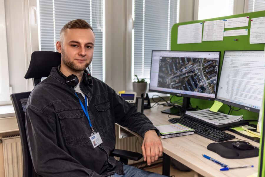 Szymon Chodacki, podinspektor Referatu Obsługi Infolinii Miejskiej – Krakowskie Centrum Kontaktu