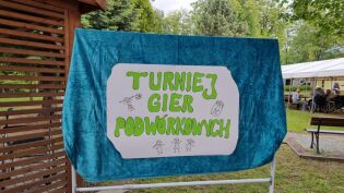 Turniej Gier Podwórkowych w DPS na Kluzeka.