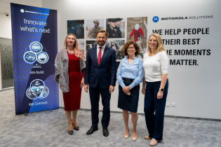 Prezydent Aleksander Miszalski z wizytą w Motorola Solutions Wizyta prezydenta Aleksandra Miszalskiego w siedzibie Motorola Solutions Systems