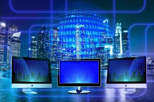 programowanie, komputery. Fot. Pixabay