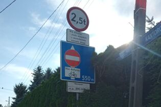Zmiana organizacji ruchu na ul. Petőfiego – powodem zagrożenie osuwiskowe ul. Petőfiego