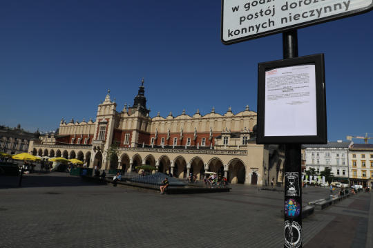 Zamknięcie postoju dorożek i zakaz przejazdu przez Rynek Główny