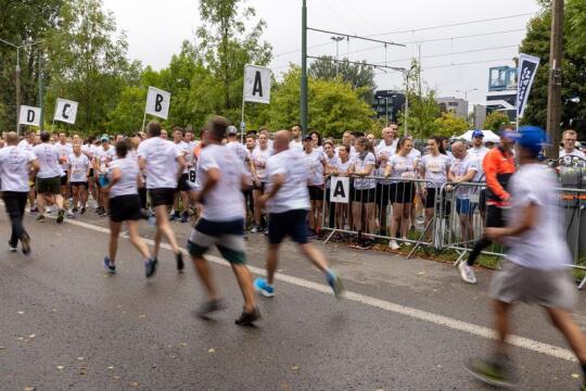 Pobiegli, by pomóc innym, czyli Poland Business Run 2025
