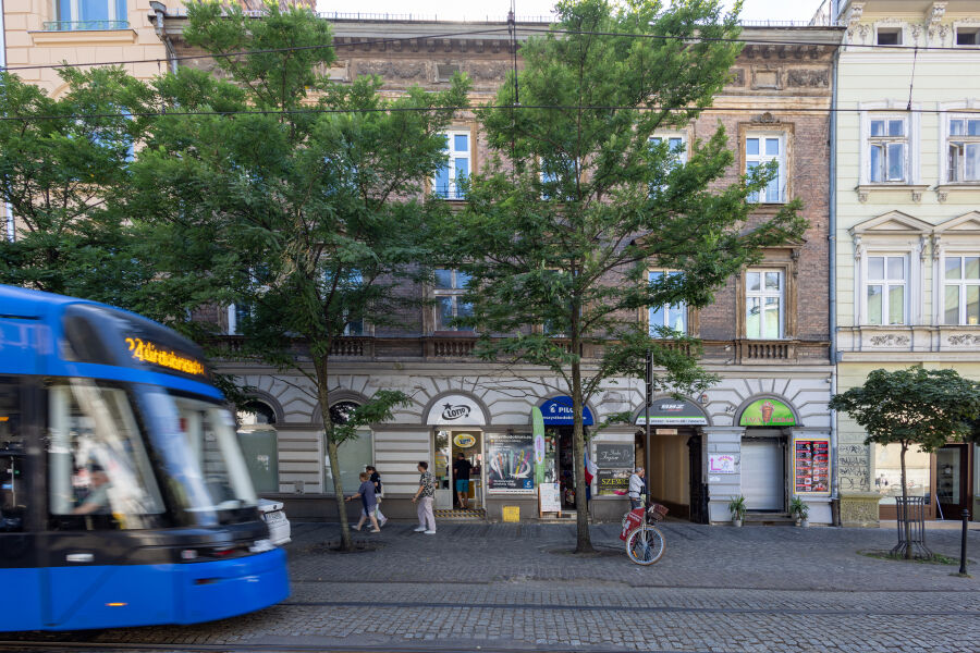 W tej kamienicy przy ul. Karmelickiej 7 października 1911 r. odbyła sie rewizja