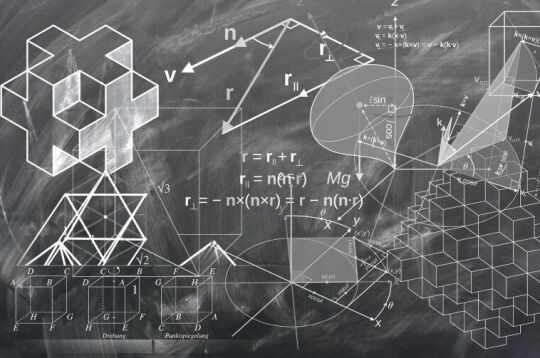 Grafika przedstawia figury geometryczne oraz równania matematyczne