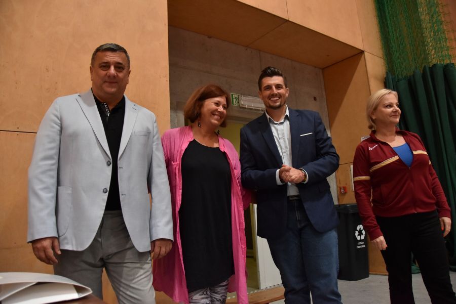 Sport, integracja i radość gry – V Integracyjny Halowy Mini Turniej Piłki Nożnej z ŚDS „Vi-ta”