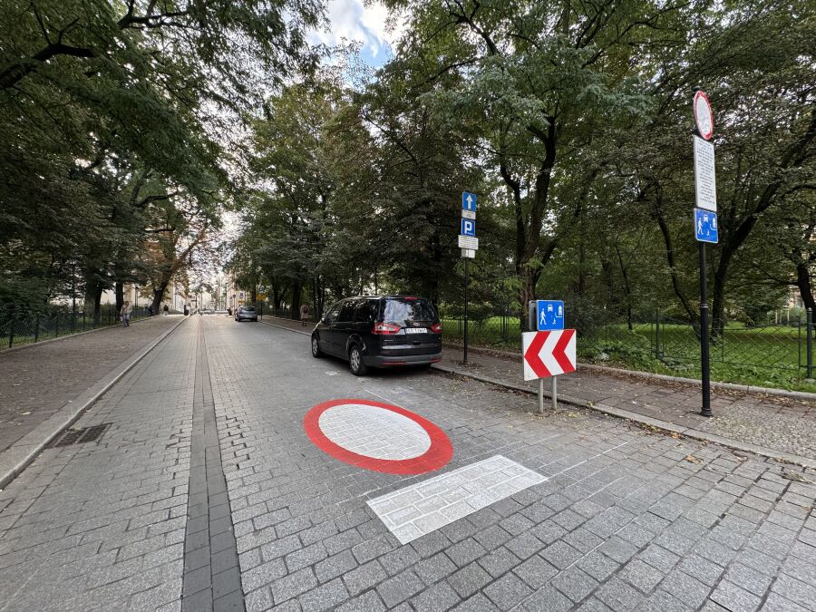 How to Drive Around Kraków’s City Centre – Current Rules