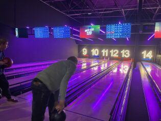 Uczestnik przygotowujący się do rzutu.