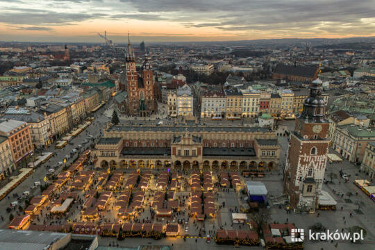 Jarmark świąteczny w Rynku Głównym