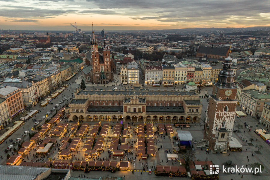 Jarmark świąteczny w Rynku Głównym