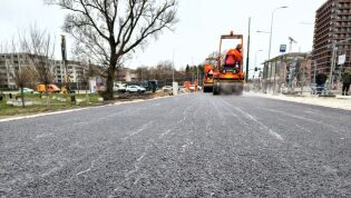 Asfaltowanie dróg dla rowerów