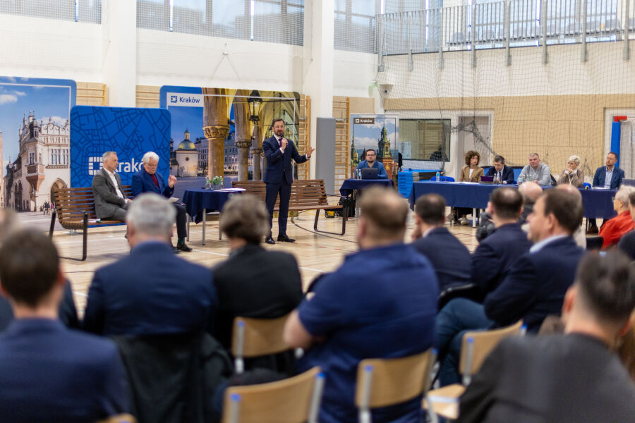 Ławka dialogu na Osiedlu Złocień