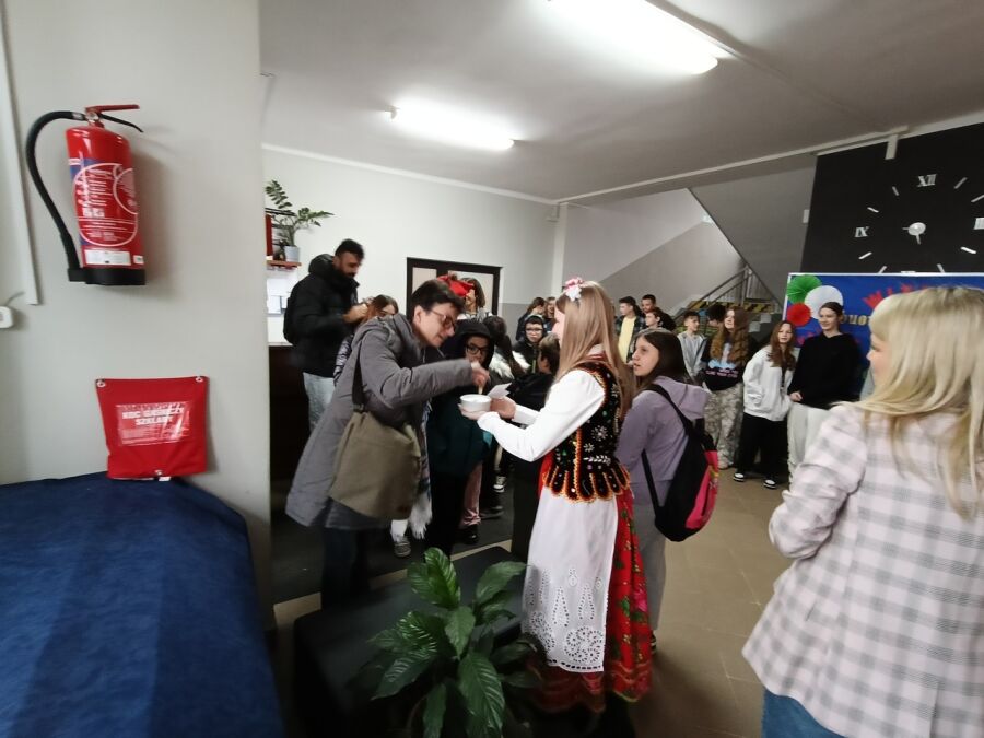 1000020112 (1)_easy-resize.com-1.jpg