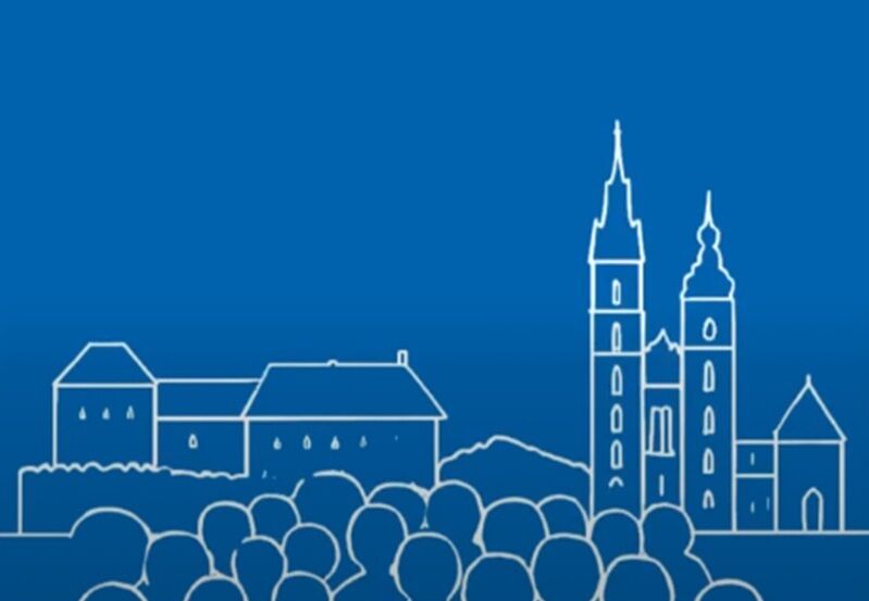 Na niebieskim tle zarys postaci widzianych od tyłu na pierwszym planie, na drugim - w perspektywie - zarys budynków odpowiadających bryle Wawelu oraz Bazyliki Mariackiej. 