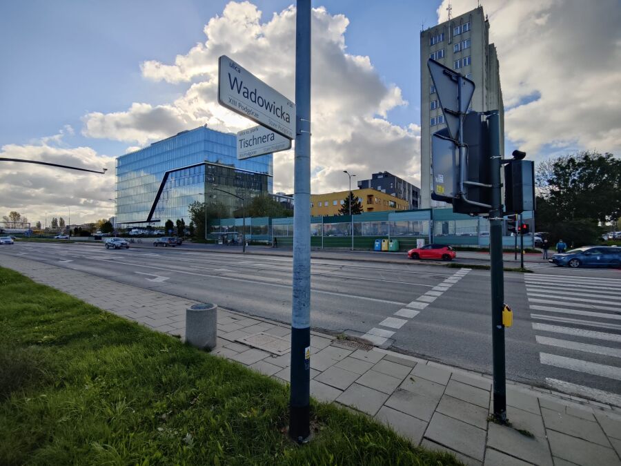 Skrzyżowanie ul. Wadowickiej i Tischnera