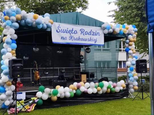 Rodzinnie, słonecznie i z muzyką – byliśmy na Krakowskiej!.