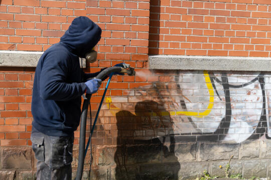 Srw - Zyskaj dotację na usunięcie nielegalnego graffiti