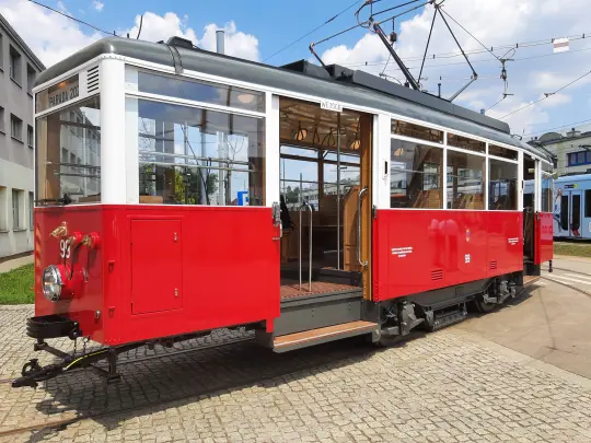 Historyczny wagon N nr 99 znów zabierze na pokład pasażerów