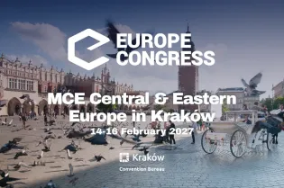 Europe Congress w Krakowie, 14-16 lutego 2027, z widokiem na rynek i gołębie.