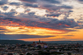 Stare Miasto - panorama z lotu ptaka Krakowa.