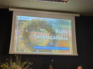 Pląsy świętojańskie w dps przy ul. Łanowej 39.