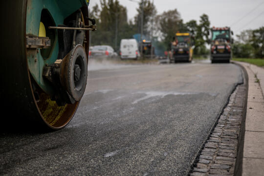 Asfaltowanie na ulicy Dobrego Pasterza
