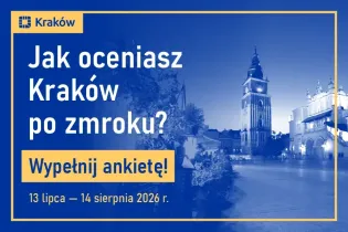 Kraków nocą z widokiem na zabytkowy budynek i zachętą do wypełnienia ankiety.