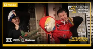 Lalkarz i lalkarka prezentują marionetki w teatralnej scenerii.