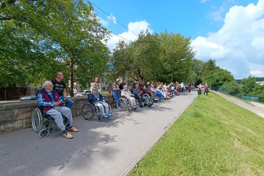 Wspólny spacer Bulwarami Wiślanymi wraz z wolontariuszkami z Hiszpanii 12.06.2026