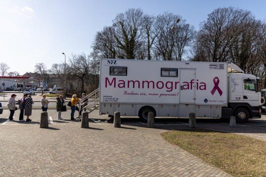 Zbadaj piersi w mammobusie – sprawdź wrześniowe terminy