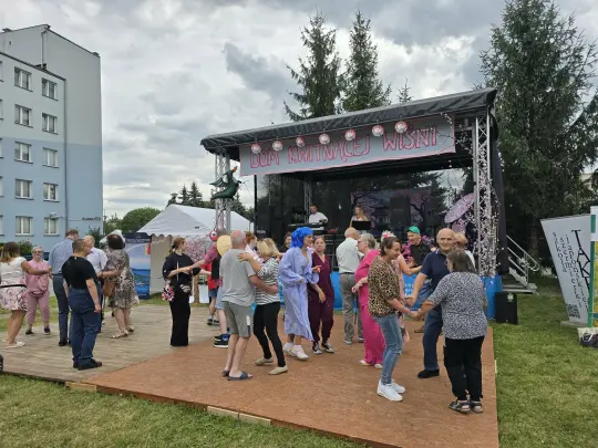 Piknik pt.: „Dom Kwitnącej Wiśni” w DPS Łanowa 41 w Krakowie.
