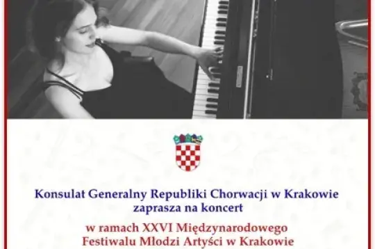 grafika zaproszenia o prostym układzie i kolorowej czcionce z informacjami o dacie i miejscu koncertu młodej pianistki z Chorwacji oraz jej fotografią wklejoną w centralnej części.  