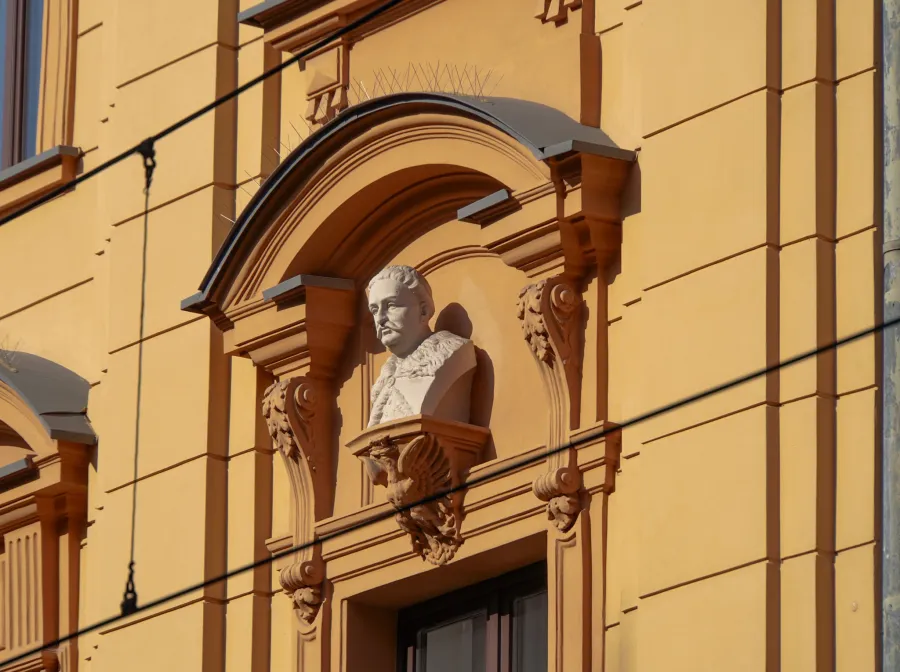 Długa 15