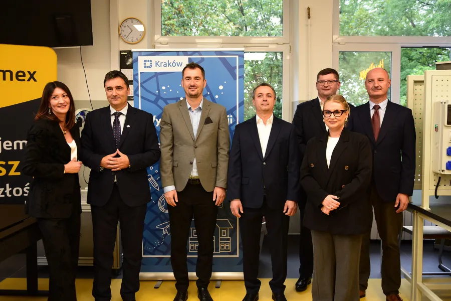 Otwarcie pracowni automatyki w ZSE nr 1