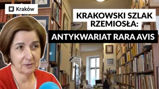 Antykwariat Rara Avis w Krakowie, z widokiem na regały pełne książek.