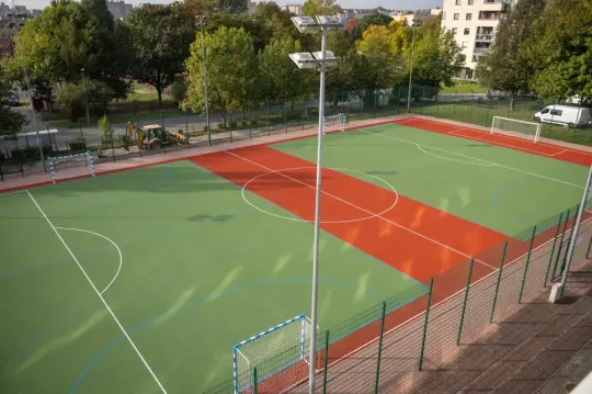 Boisko przy Szkole Podstawowej nr 89 zmodernizowane