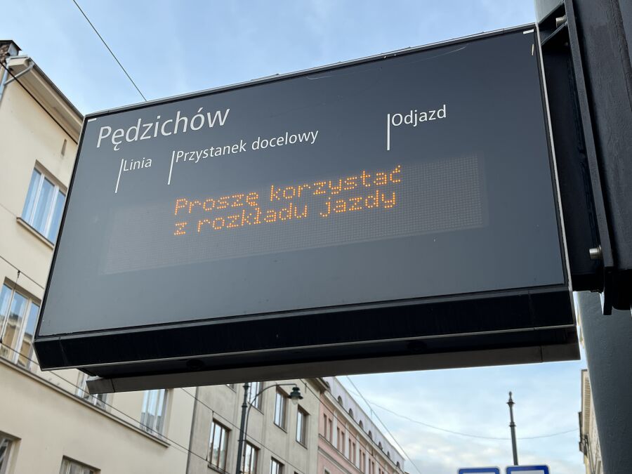 Proszę korzystać z rozkładu jazdy