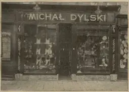 Magazyn mód męskich Michała Dylskiego przy ul. Szewskiej 4 - 2 ilustracje