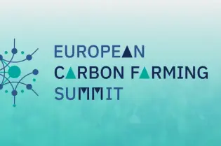 Logo Europejskiego Szczytu Rolnictwa Węglowego z graficznymi elementami.